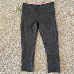 Grey Striped 3/4 Leggings